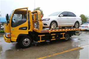 乌兰浩特附近拖车救援24小时服务热线